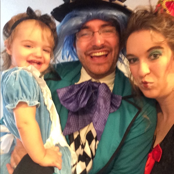 Meet your Posher, Danielle - Picture 3 of 4